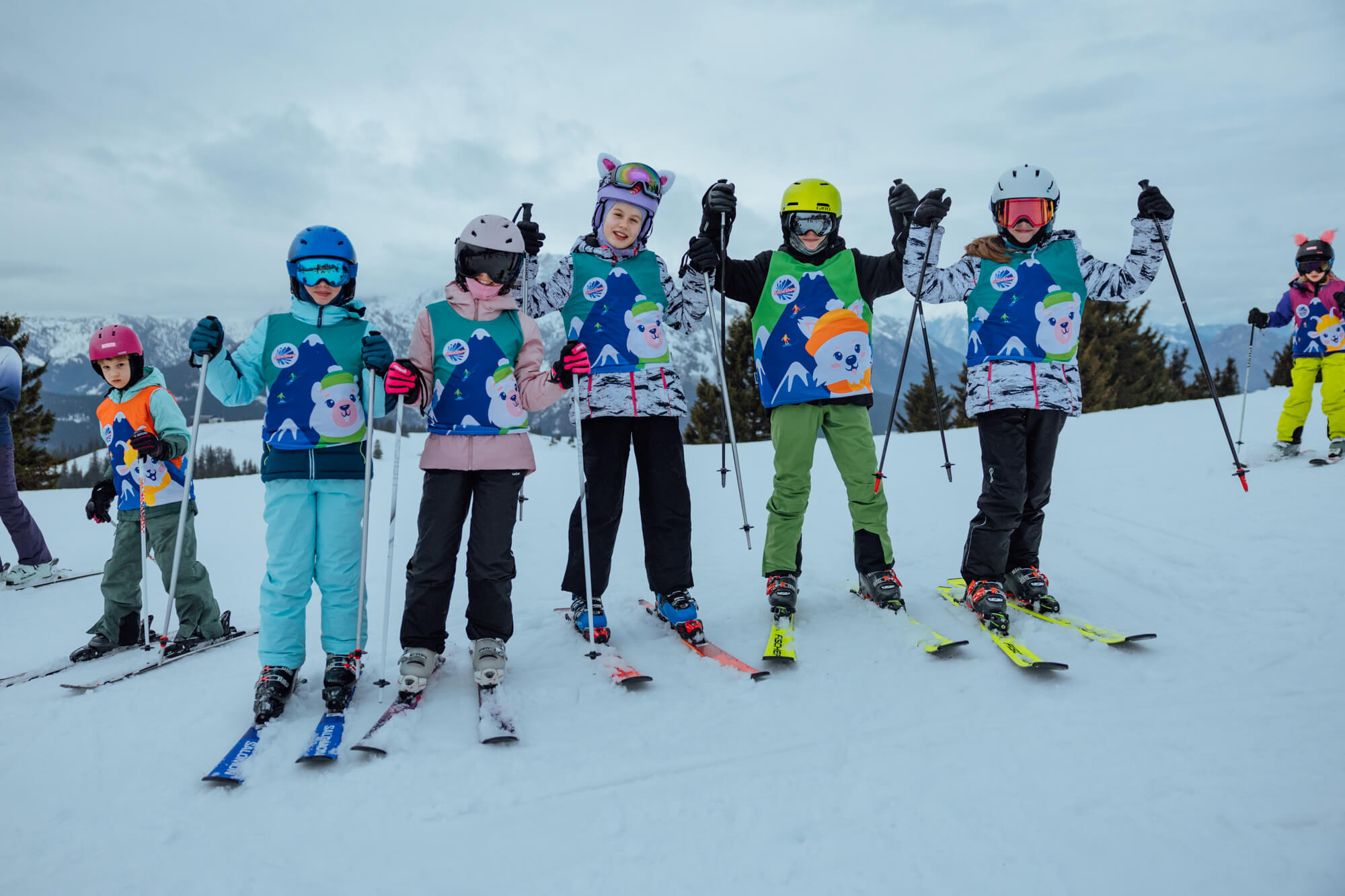 jak-dopasowac-narty-dla-dzieci-snowshow