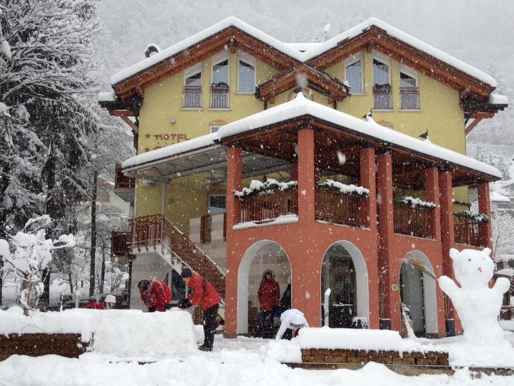hotel-bella-di-bosco-val-di-sole-1